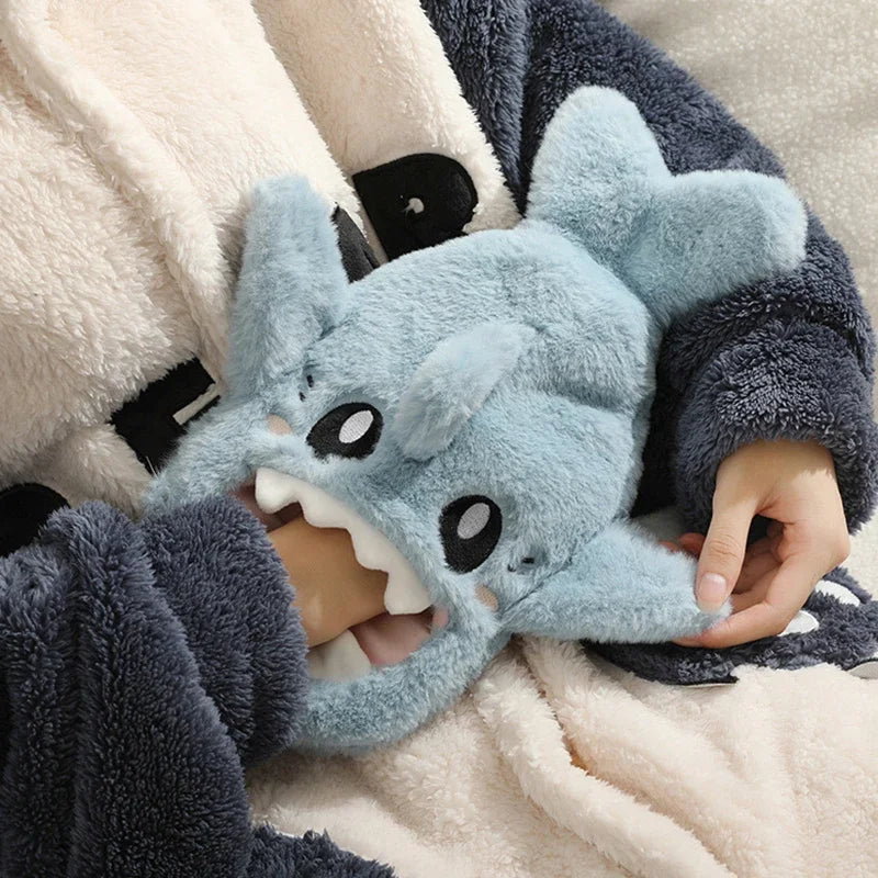 Bouillotte peluche requin bleu